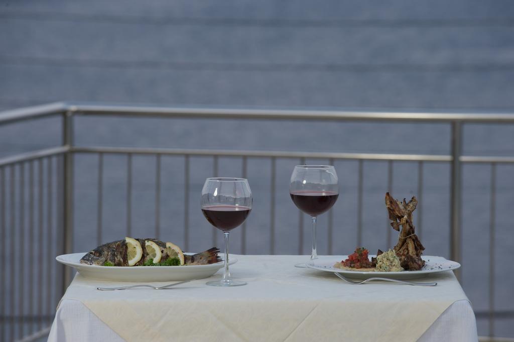 Odyssey Hotel & Spa Ajía Effimía Kültér fotó