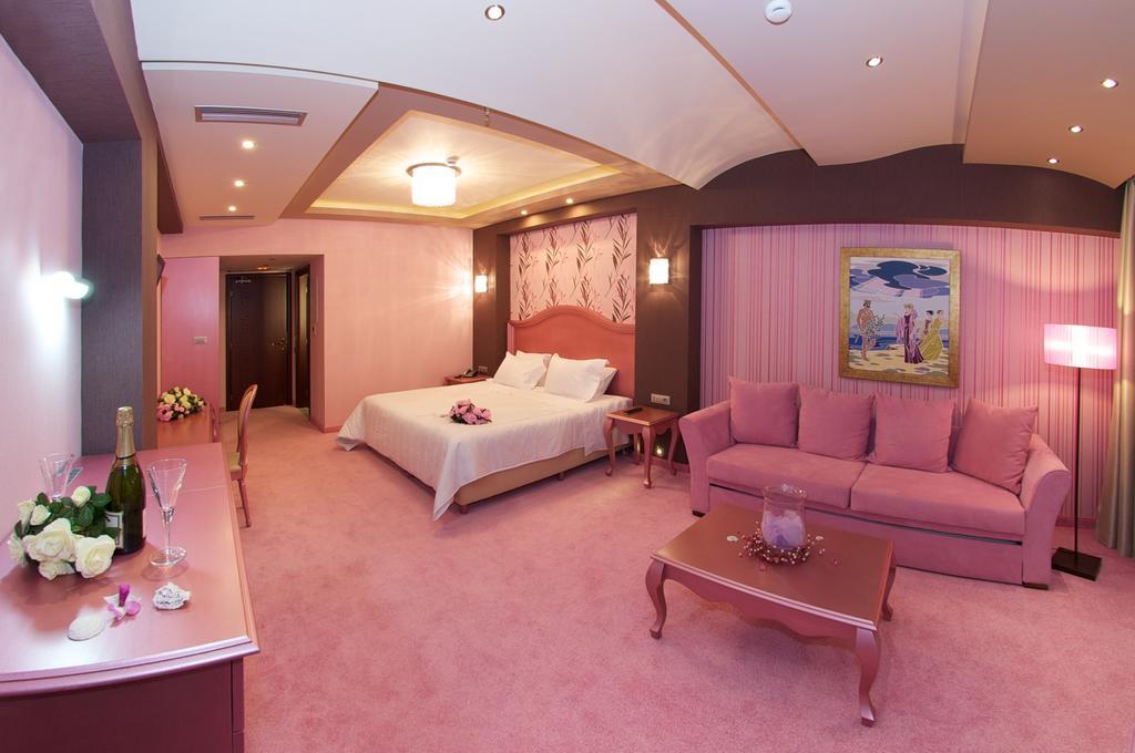 Odyssey Hotel & Spa Ajía Effimía Kültér fotó